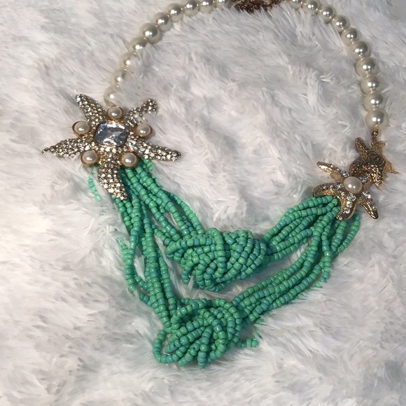 Necklace 🌸🌺🌸 - Picture 3 of 3